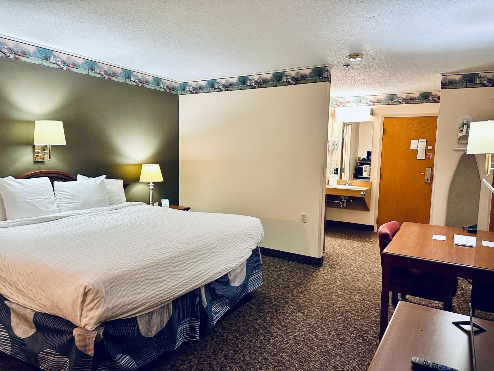 Houlton Ivey'S Motor Lodge מראה חיצוני תמונה