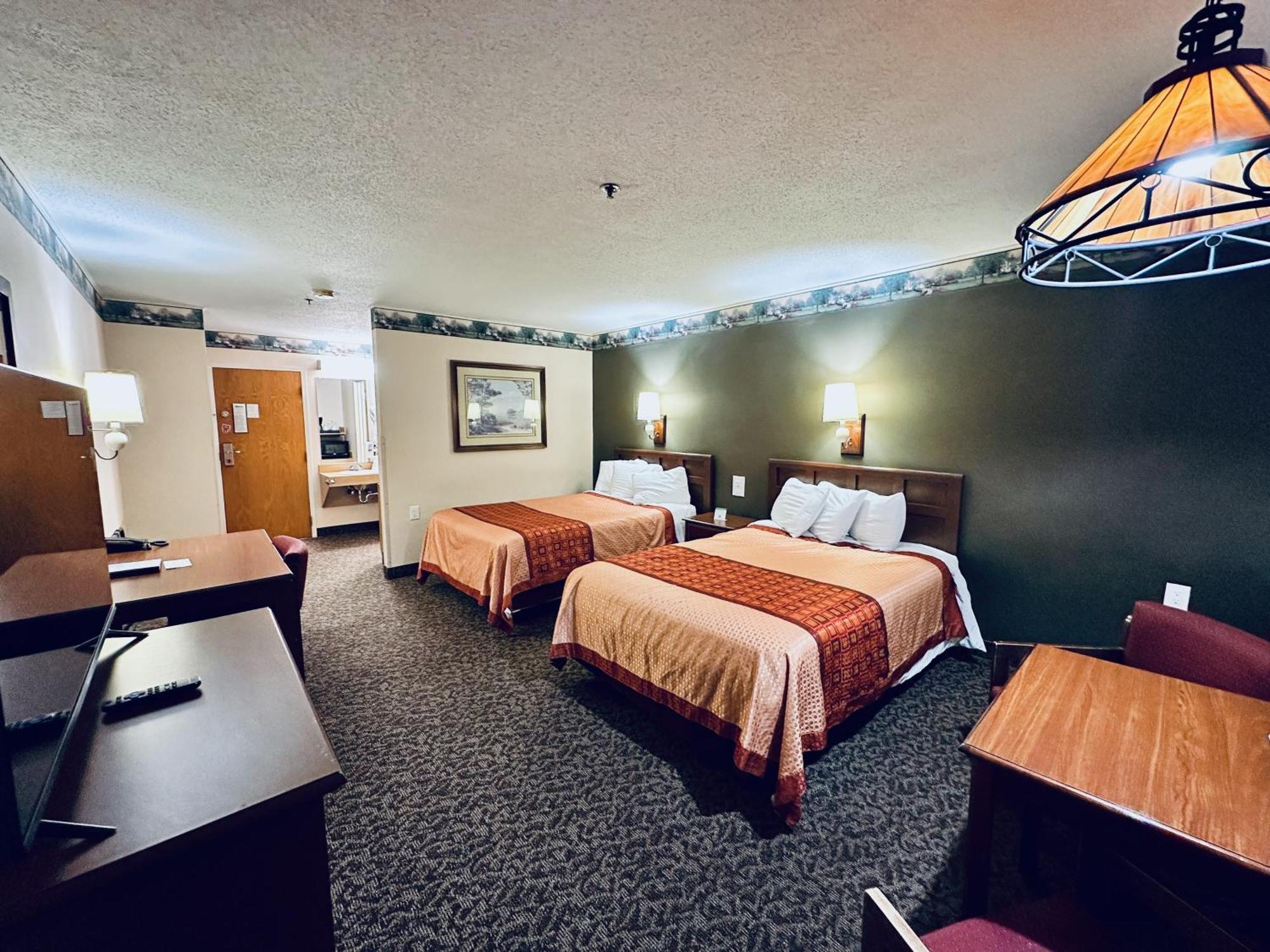 Houlton Ivey'S Motor Lodge מראה חיצוני תמונה